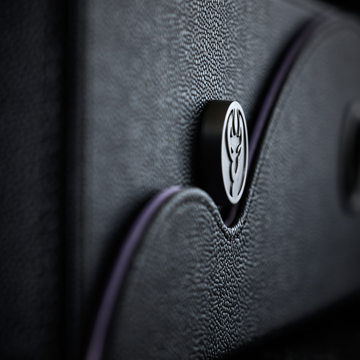 dragon-shield-dragon-vault-deckbox-koffer-black-lilac image 3