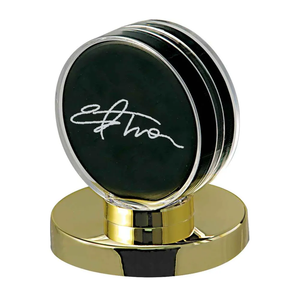 ultra-pro-hockey-puck-gold-base-display-halter-acryl-f-r-1-puck image 1
