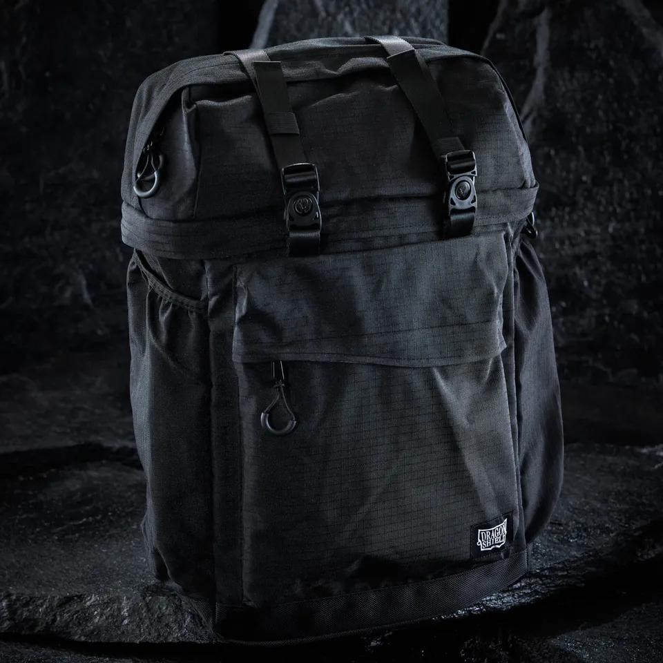 dragon-shield-dragon-pack-black-grey-rucksack-f-r-tcg-und-gaming image 1