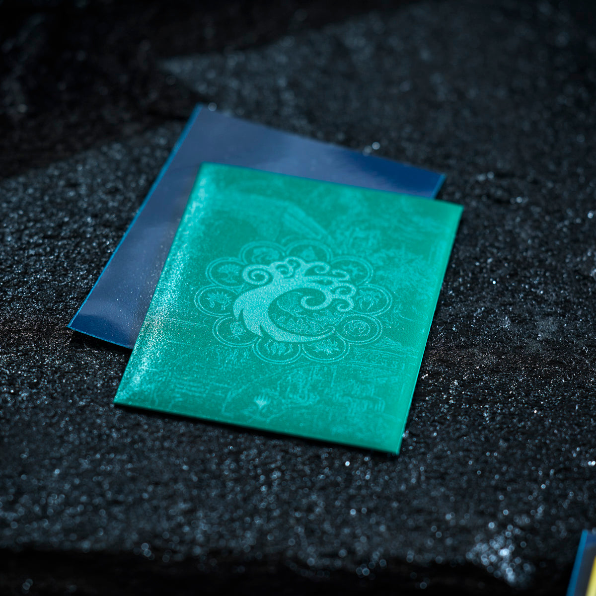 dragon-shield-matte-dual-art-sleeves-guildpact-simic-combine image 2