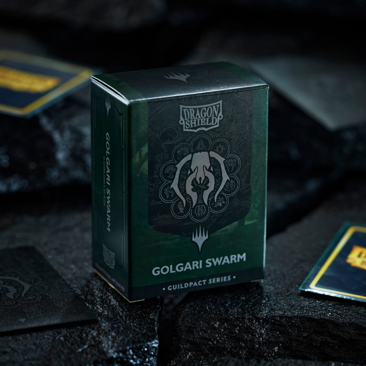 dragon-shield-guildpact-golgari-swarm-matte-dual-art-sleeves-100er image 1